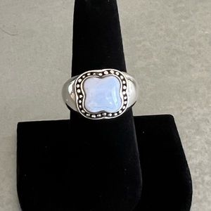 Sterling 925 chalcedony clover-shaped stone ring